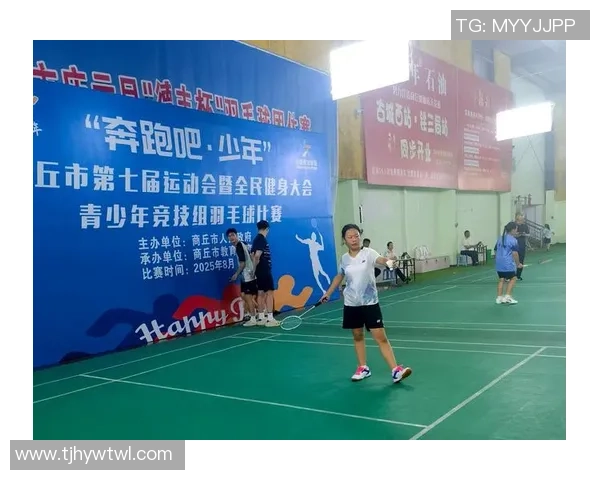 重庆羽毛球队荣登羽毛球节奏排行榜第七名展现实力与风采